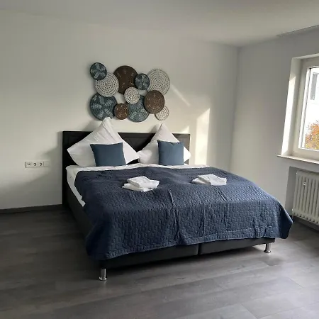 شقة Unique Geraeumige 4 In Mit Netflix, Sauna Und Fitness