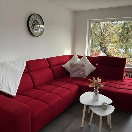 Unique Geraeumige 4 In Mit Netflix, Sauna Und Fitness شقة